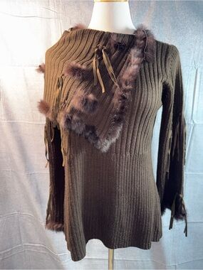 1512-Ruby Cho Off-the-Shoulder Brown Ribbed Sweater with Faux Fur Trim